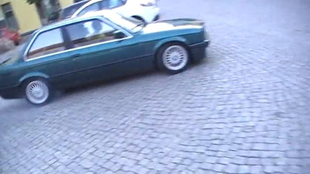 BMW E30 Burnout 2011.mpg