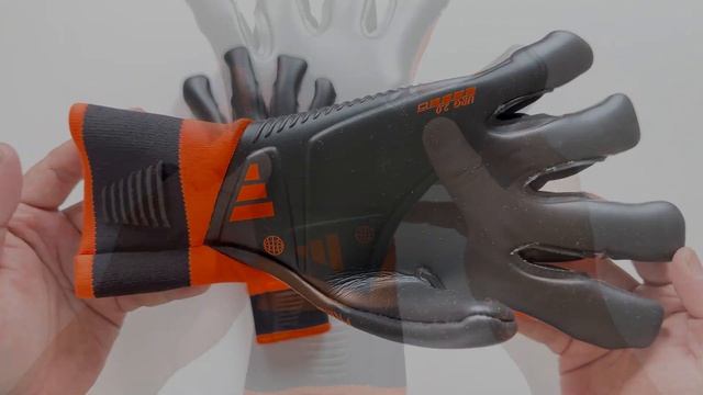 Adidas PREDATOR ACCURACY GL PRO HYBRID HEATSPAWN Goalkeeper Gloves