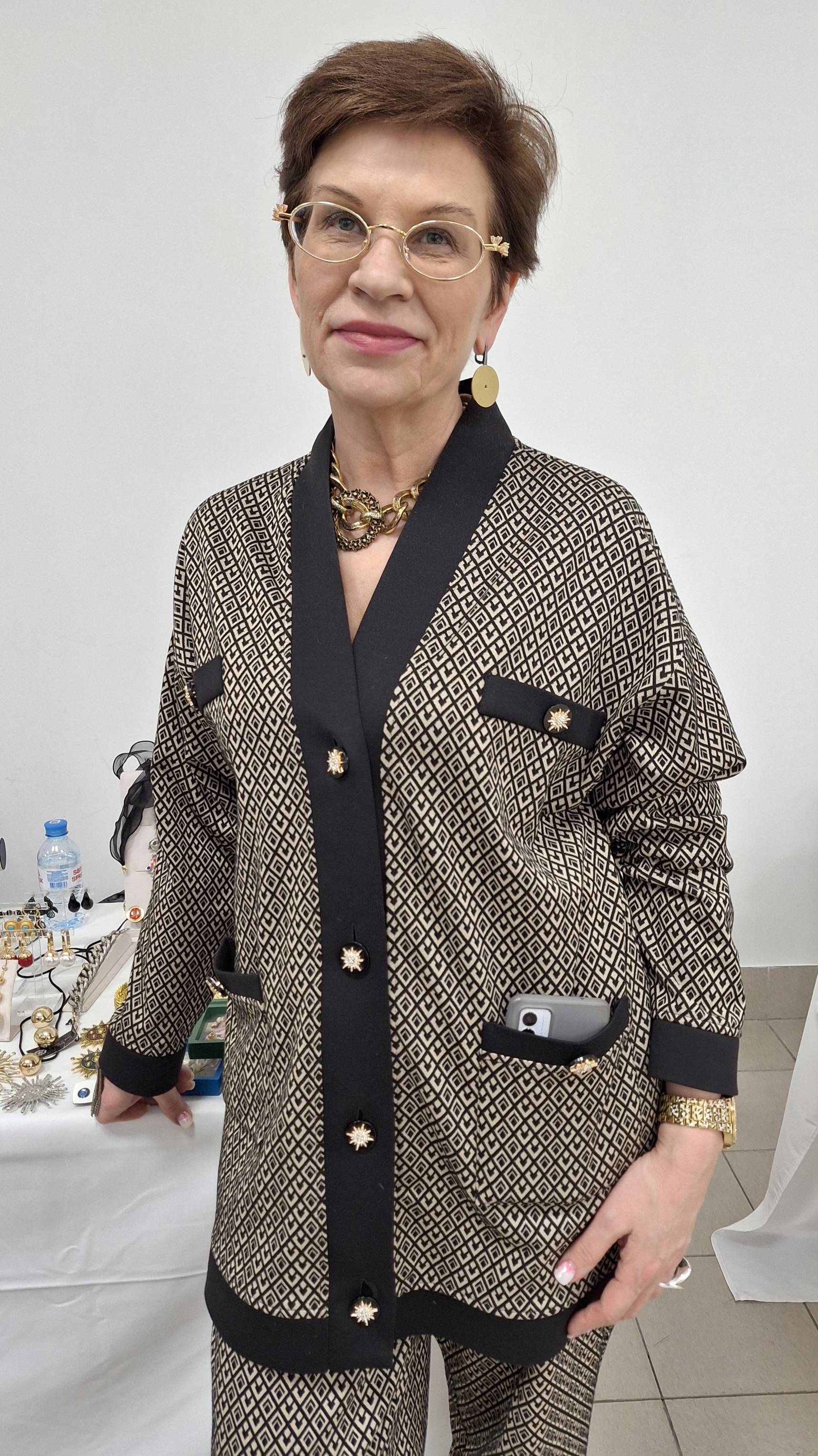 Ювелирный стилист Лариса Ершова о положительных эмоциях и украшениях.