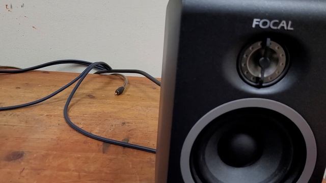 Focal CMS40