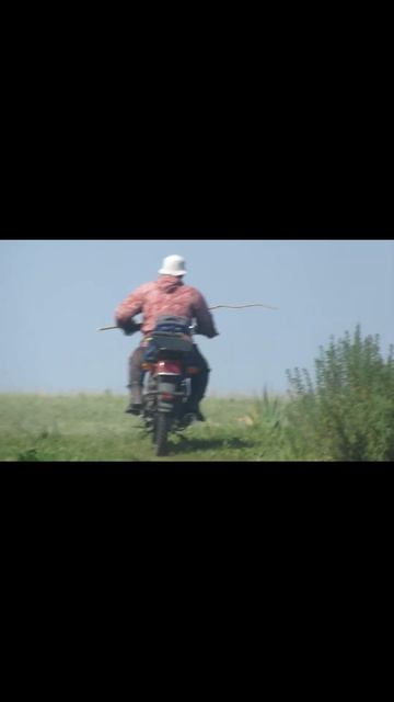МОТОЦИКЛИСТ- ПАСТУХ НА РЫБАЛКЕ!!!  РЫБАЛКА НА ИШИМЕ 2023 #рыбалка #казахстан #shorts #short