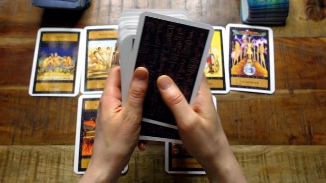 Таро расклад "Отношение к материнской фигуре"