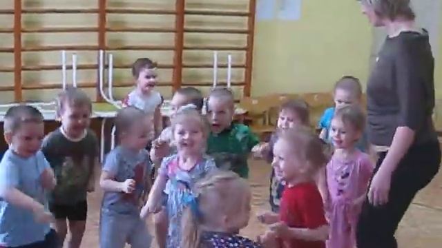 Медведь и дети