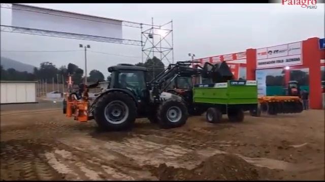 Tractor Lamborghini R3 EVO 110 Con Pala Agricola