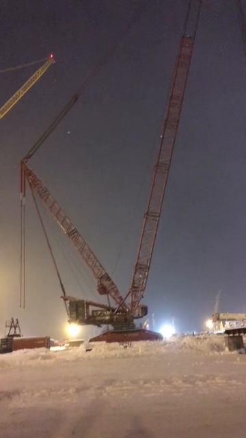 Либхер 1300 тонн
