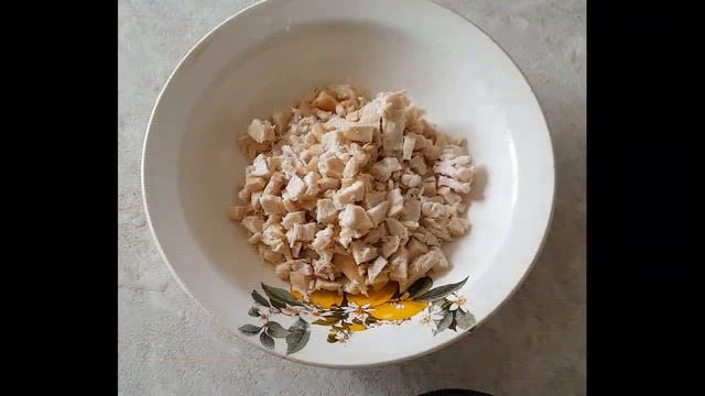 Фаршированные курицей грибы