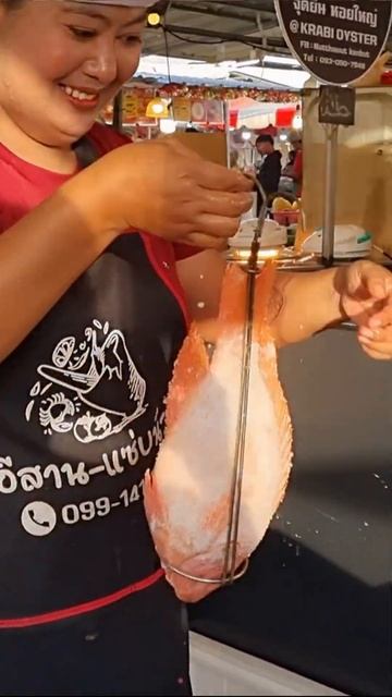 HUGE $5 Grilled Fish at Ao Nang Night Market in Krabi, Thailand #streetfood