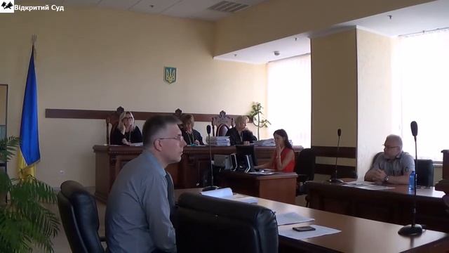 "Відкриті" судді забороняють відеозйомку самих себе. Бо так захотілося