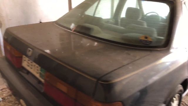 Mercedes W126 260 E and Honda Accord found in garage