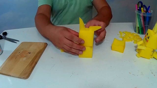 Покемон Пикачу из поролона своими руками за 10 минут. Foam Pokemon Pikachu handmade at 10 minutes