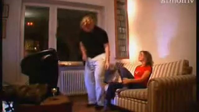 Farting - Girl farts in her boyfriend's face