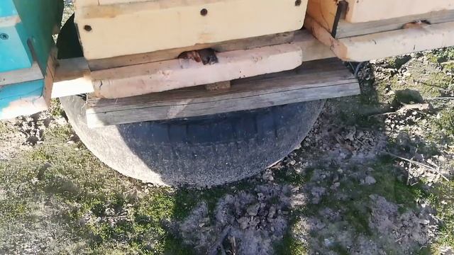 Подставка под шестирамочники.