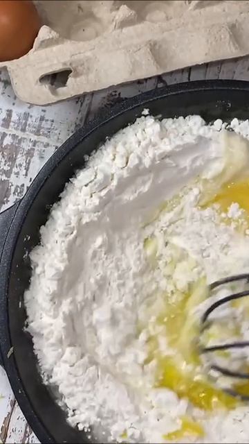 Великолепный яблочный пирог с лимонным ароматом