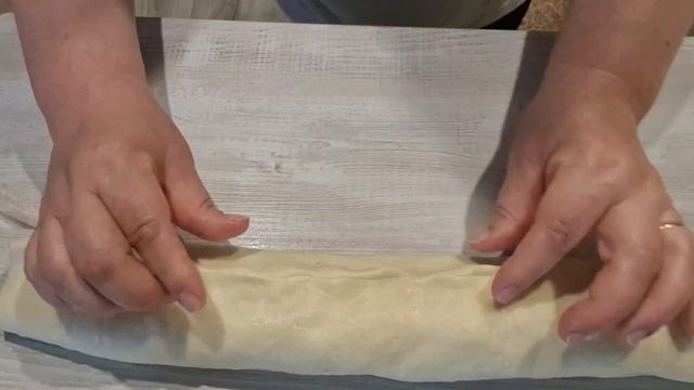 Пирожки по новому😋😋😋 из готового теста для Пиццы