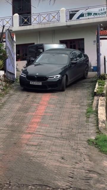 Black lovers 👿👿black bmw status💜💜#cars / #black / #bmw / #bmwm5 / #shots