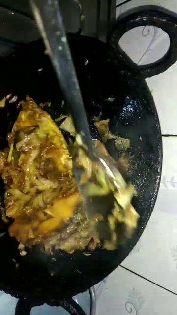 #shorts fish head curry with cabbage 👌😋