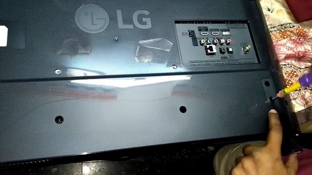 LG 32LH576D UNBOXING VIDEO