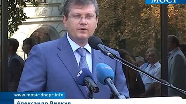 07 09 2011 Вручение автомобилей | ИА Мост-Днепр | ИА Мост-Днепр - Днепропетровск