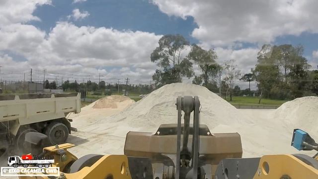 VOLVO L90F LOADING DUMP TRUCKS |  VOLVO L90F CARREGANDO CAMINHÕES CAÇAMBAS