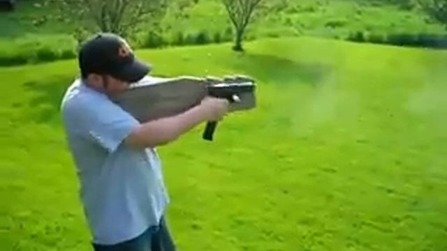 Glock. Стрельба очередью из гражданского оружия 4 )))