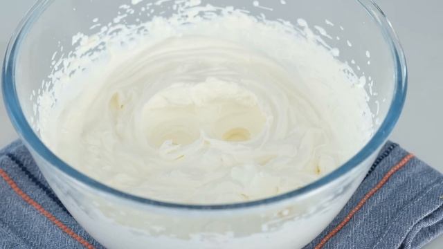 Hausgemachtes Dessert in 5 Minuten! Alle suchen nach diesem Bananenrezept! Keine Gelatine!