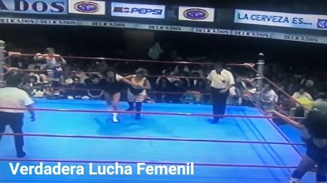 Jaguar Yokota y Yuki Lee (Japón) vs Lady Star y Tania(México)