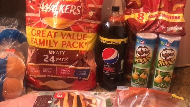 Iceland Food Delivery Chatty Haul