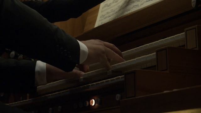 Johann Sebastian Bach (1685 - 1750) – Prelude and Fugue a minor, BWV 543  (Taras Baginets, organ)