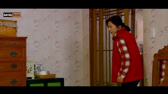 Vô tình giúp đỡ một ông ăn xin cô gái may mắn được đổi đời - Review phim hay