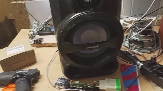 1ч колонка Bluetooth MP3 AUX FM USB пульт