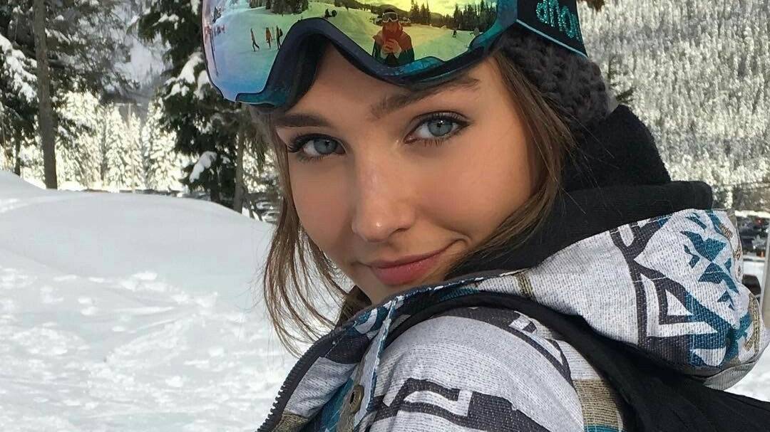 Snowboard Girl