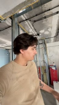 Виброизоляция профиля поможет уменьшить вибрацию. По крайней мере я так думаю😅что скажете?