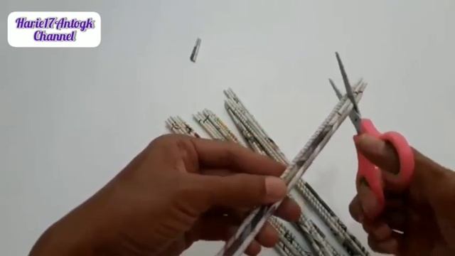 PKY-8 | Kerajinan Bahan Lunak | Pemanfaatan Koran Bekas
