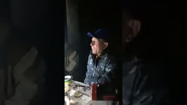 Асыл жаным. Казахскую народную песню поет русский брат, без акцента!