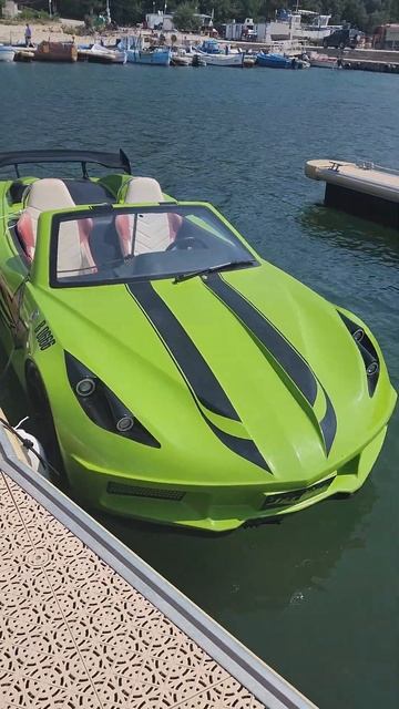 Настоящий автомобиль-утопленник в Черном море. Реактивный джет на колесах