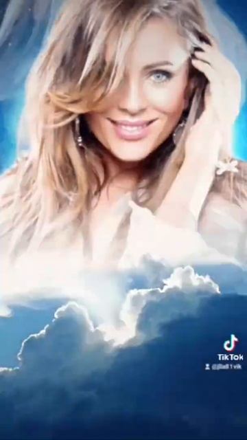 Теперь ты живеш на небе вечно.👼🙏👼🙏👼💕☁️💕