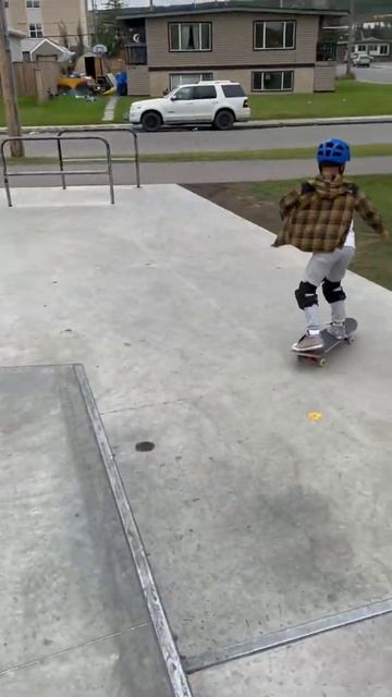 Skateboard funny sounds