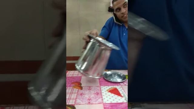 Шарм-Эль-шейх пьем сок из тростника в старом городе 11 октября 2018 г.