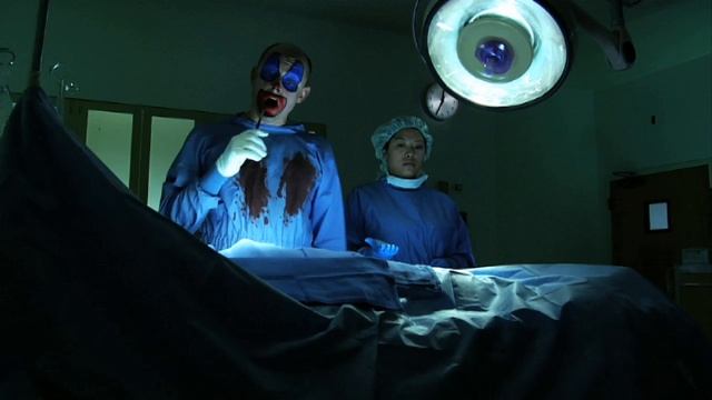 (1x05) Nut Cutters
