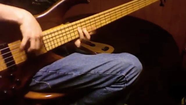 Metallica Guitar Solos On Bass (Compilation)!
