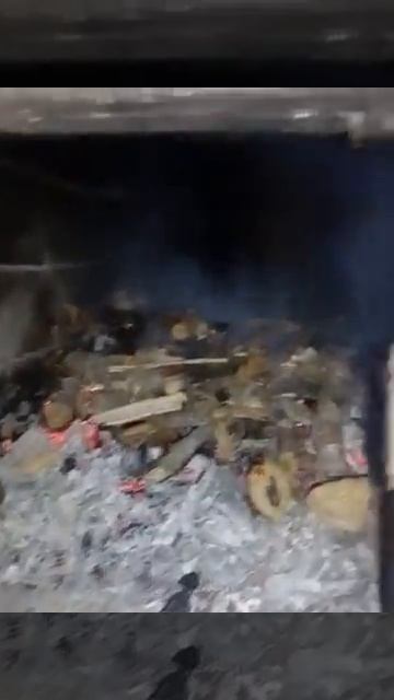 Дровяную печь на воду. в топке. видео 2.