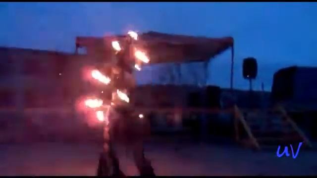 Фаер-шоу на байк-фесте "стальное небо"