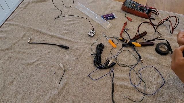 How To Extend/Repair Satellite Antenna/GPS/RCA Wire. How To Make Antenna Adapters.