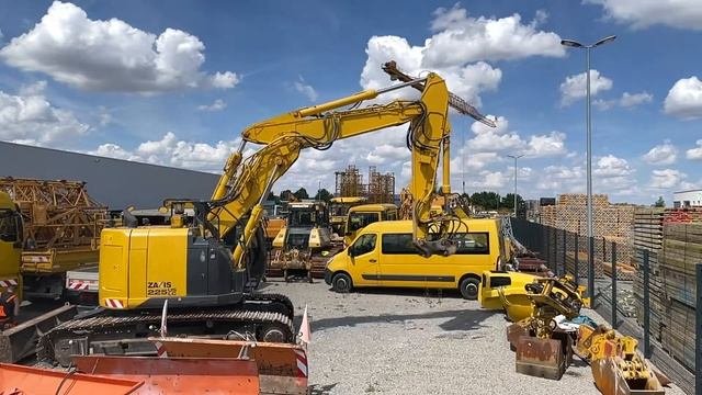Used 2015 Hitachi ZX 225 USLC-5 (reduced Tail Swing) | Used Crawler Excavator | Equippo.com |