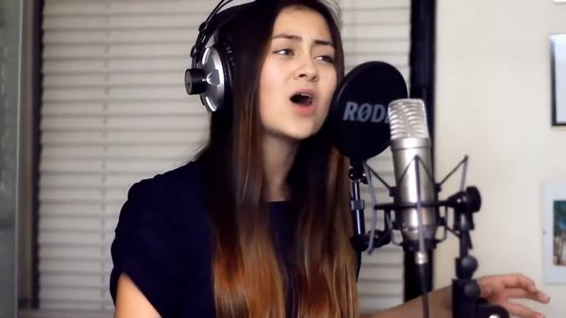Классно поет красивый голос, талант,  Wrecking Ball