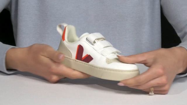 VEJA Kids Small V-10 Winter (Little Kid/Big Kid) SKU: 9930514
