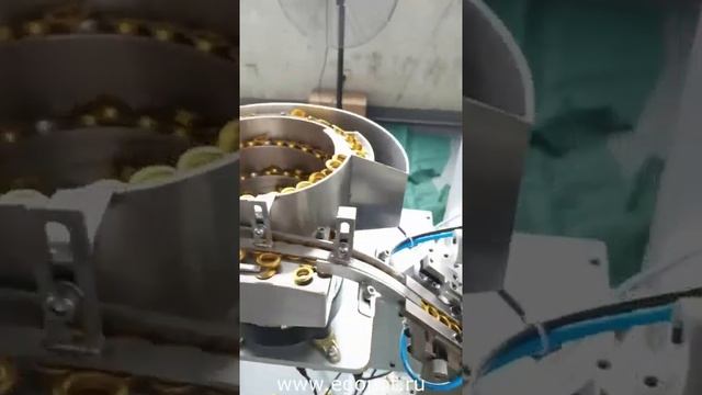 Пресс для установки  двустороннего люверса