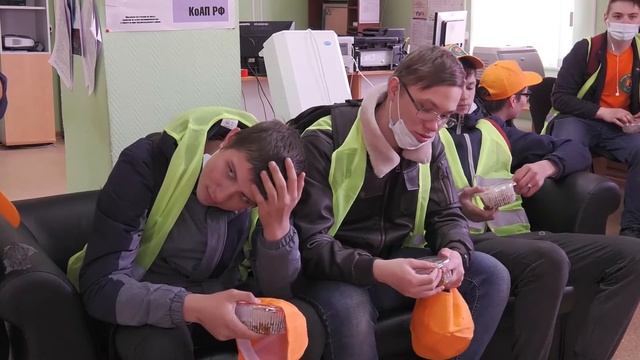 Летние трудовые отряды обеспечены всем необходимым для работы. В этом лично убедился Глава района