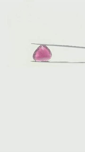 Turmalina rosa rubelita escura coração facetada para joia FTUM79