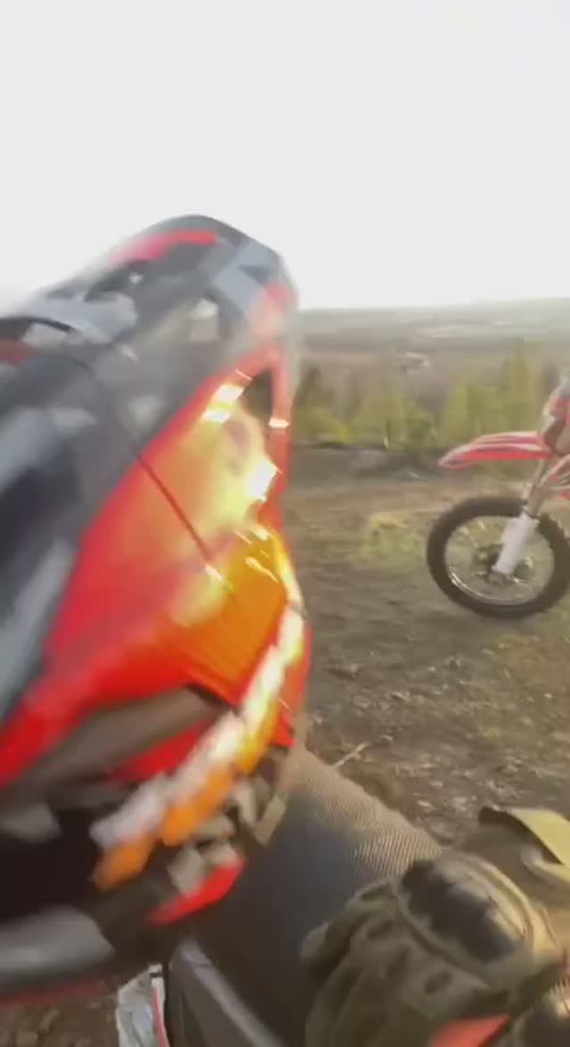 первое падение нового мото шлема